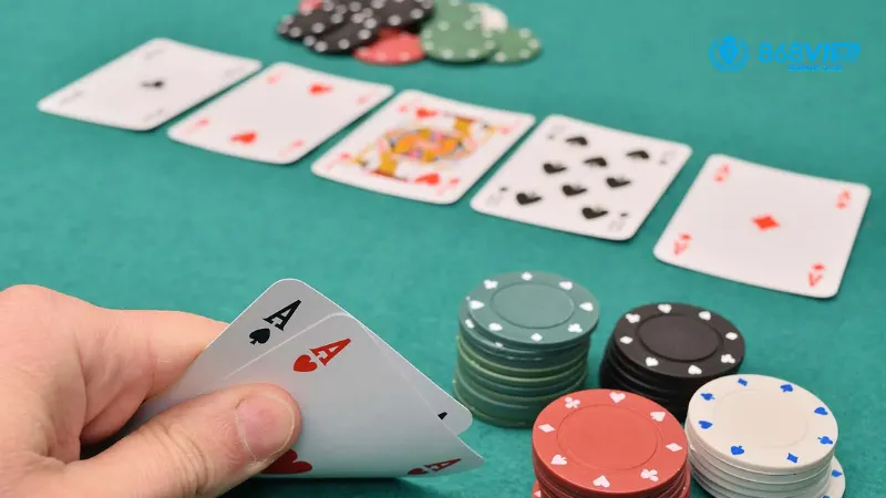 Chia Sẻ Mẹo Chơi Texas Hold'em Poker Cho Người Mới Tại 868vip 3 Quản lý vốn chơi Poker